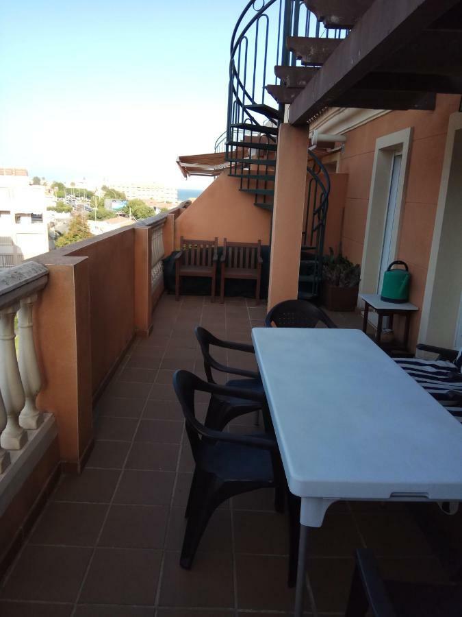 Precioso Atico En Torre De Benagalbon A 20 Metros Del Mar.アパートメント エクステリア 写真